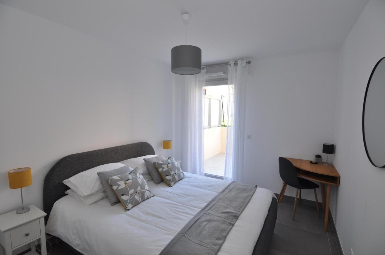 Fantastic Two-Bedroom Apartment - Le Jardin Des Iles Antibes Exterior photo